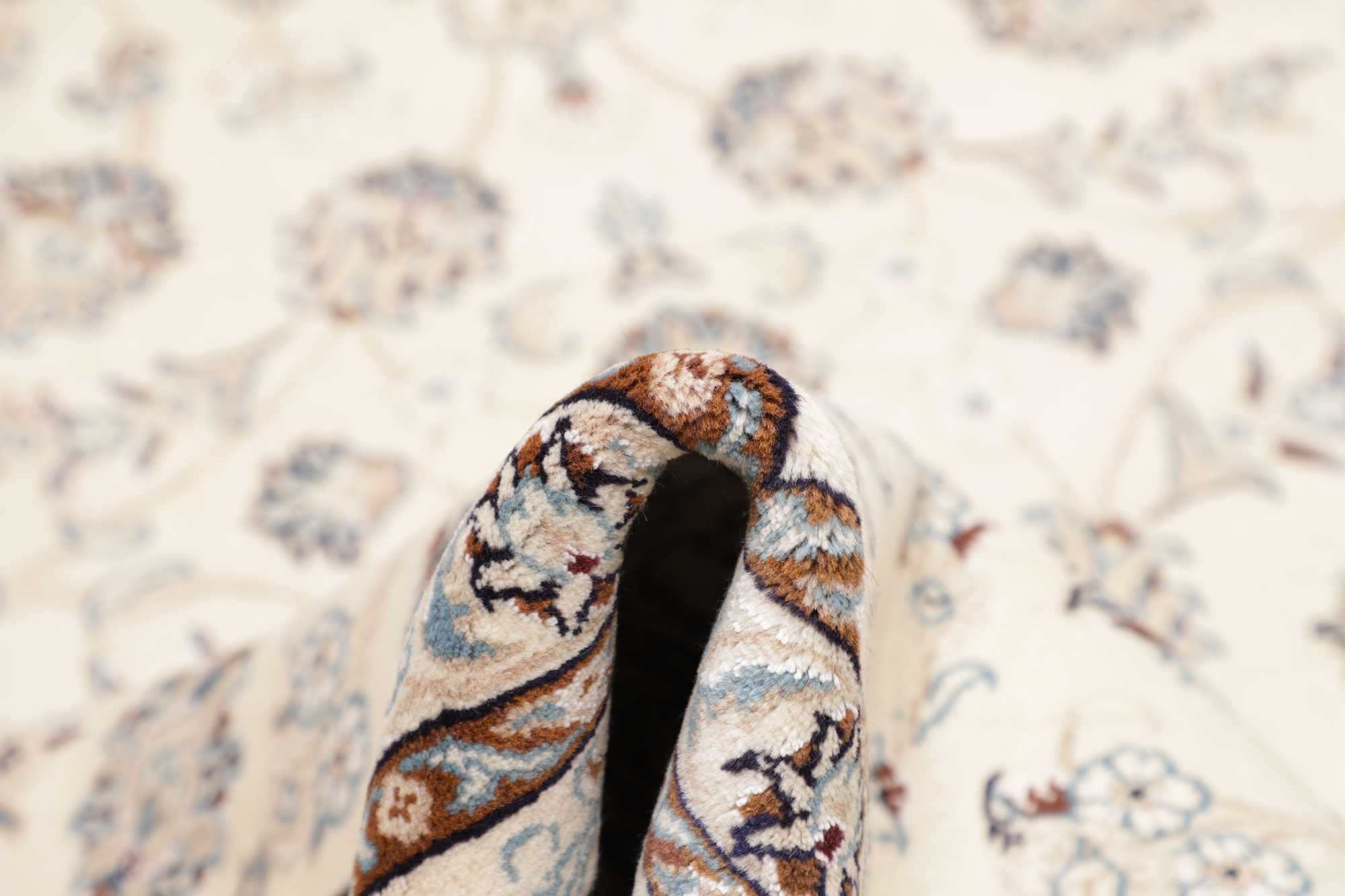 Nain | 388 cm x 290 cm | Nr. 12-475045