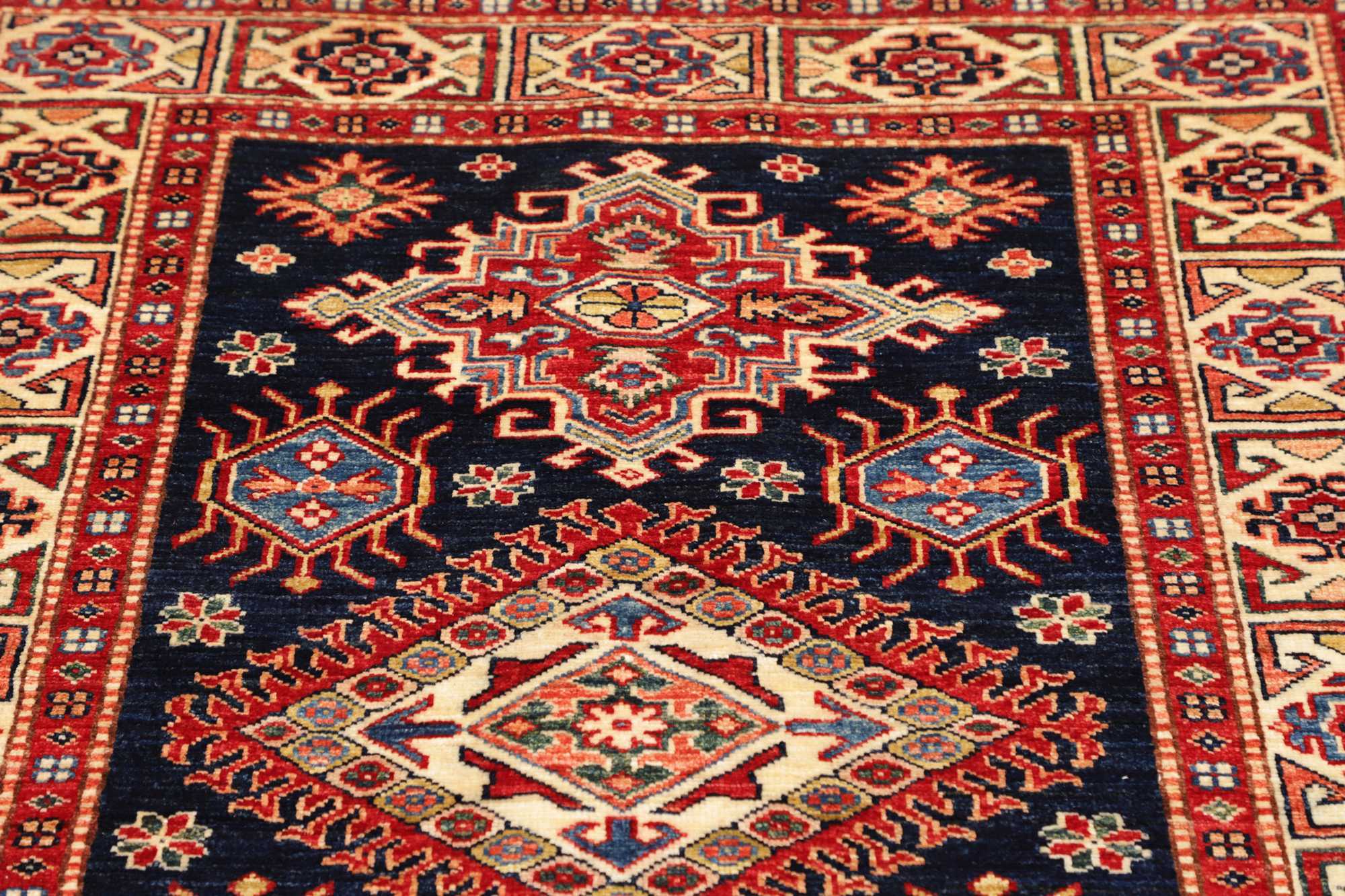 Kazak | 143 cm x 106 cm | Nr. 12-478593