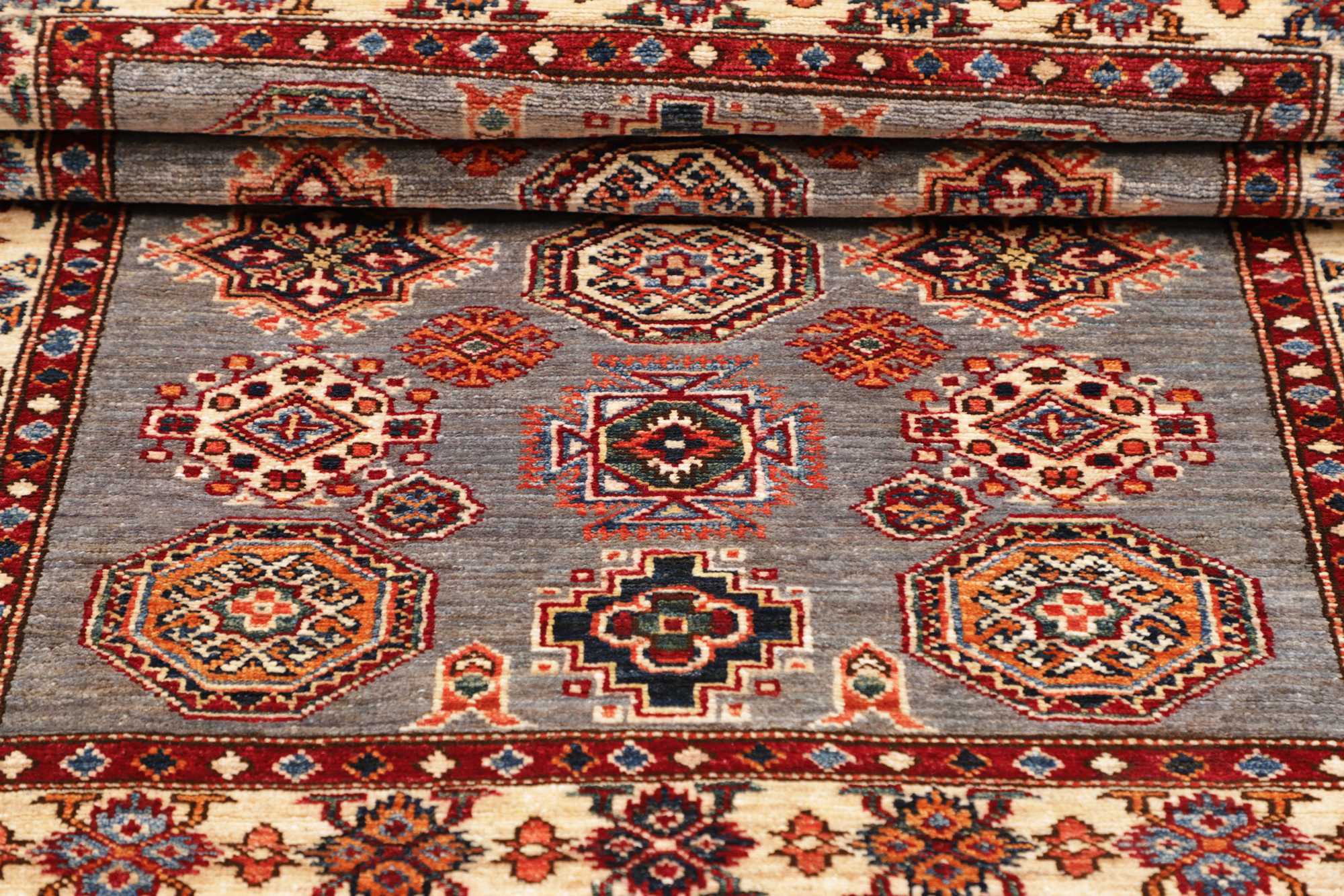 Kazak | 142 cm x 104 cm | Nr. 12-478599