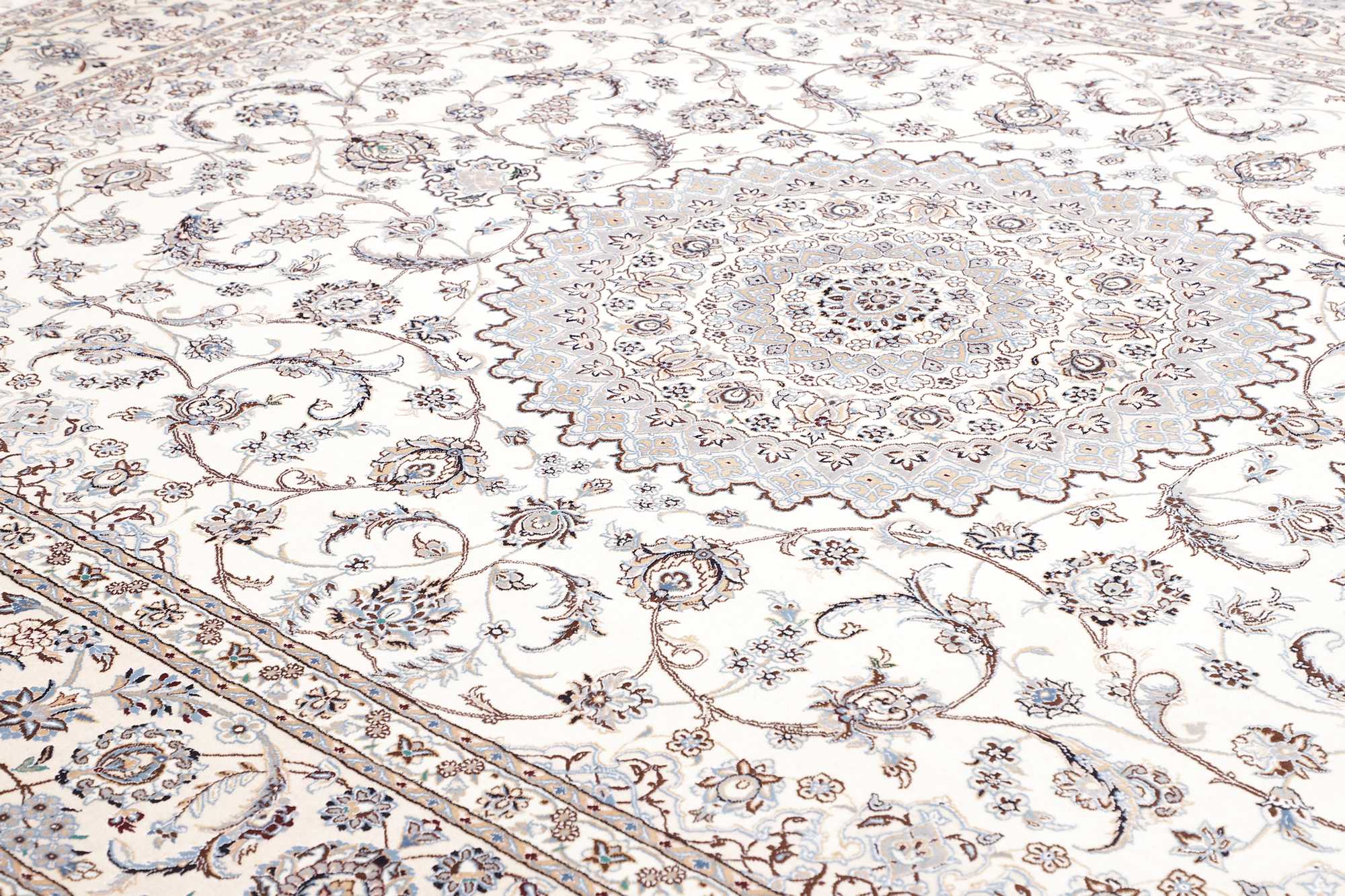 Nain | 406 cm x 294 cm | Nr. 12-480919