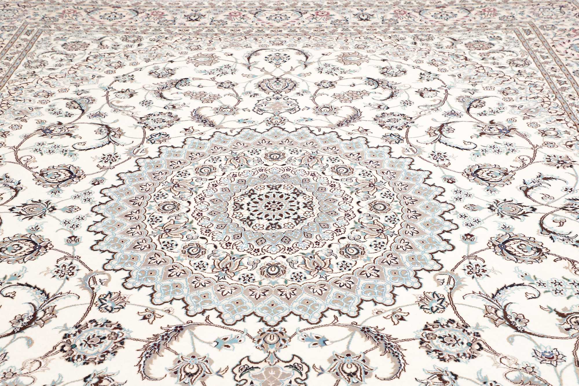 Nain | 390 cm x 297 cm | Nr. 12-481389
