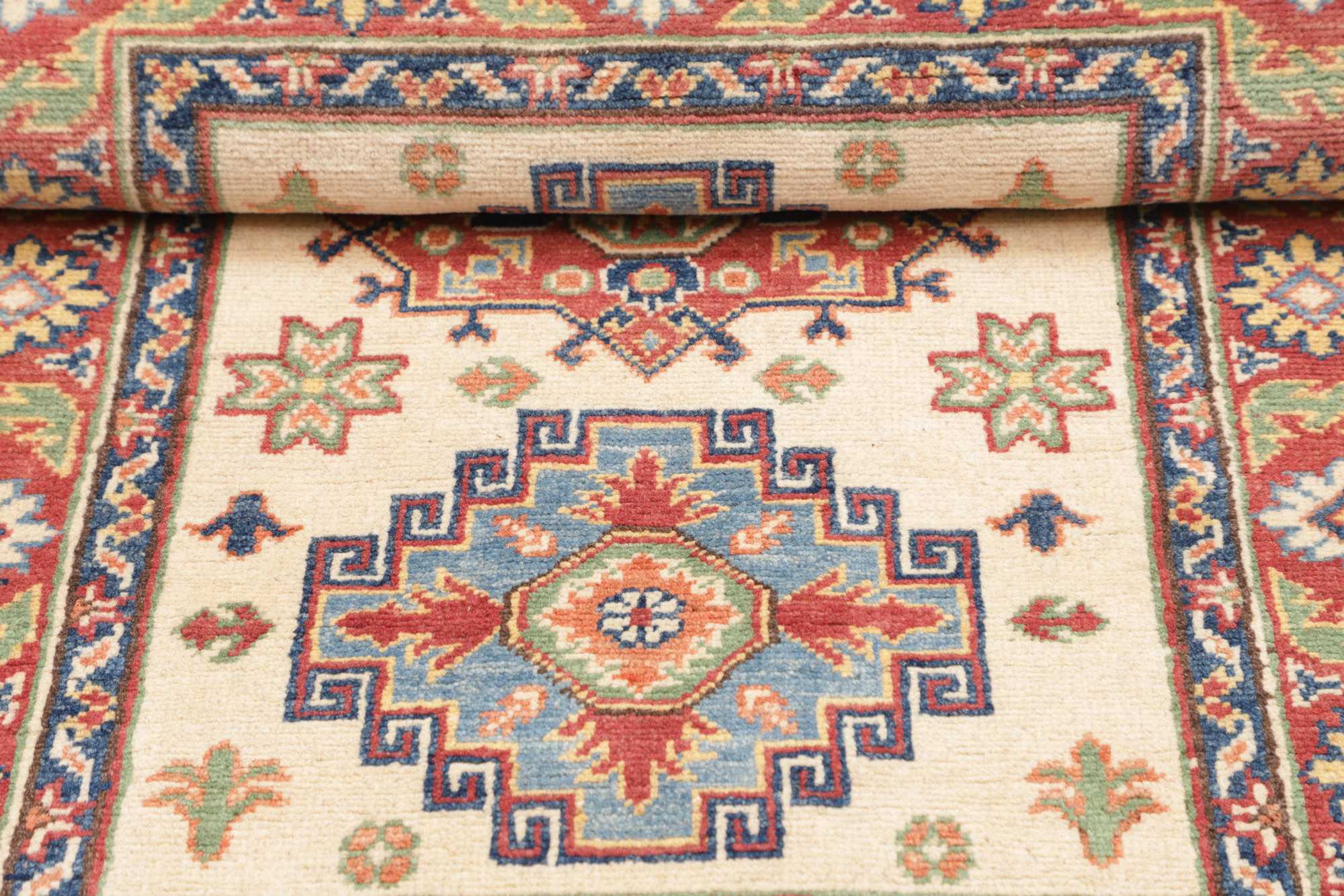 Kazak | 124 cm x 81 cm | Nr. 12-481582