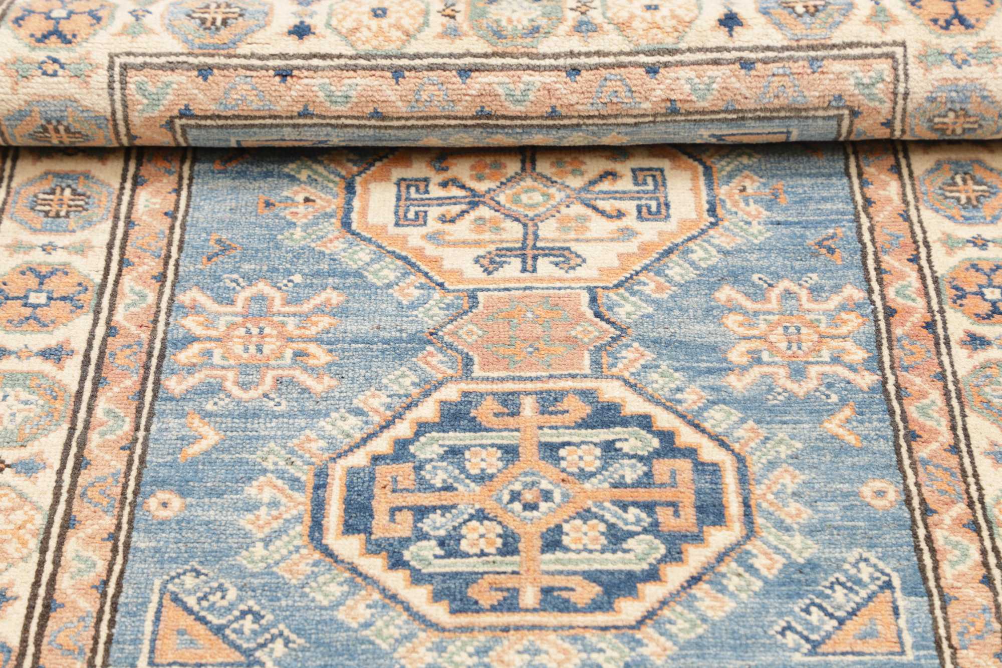 Kazak | 126 cm x 79 cm | Nr. 12-481768