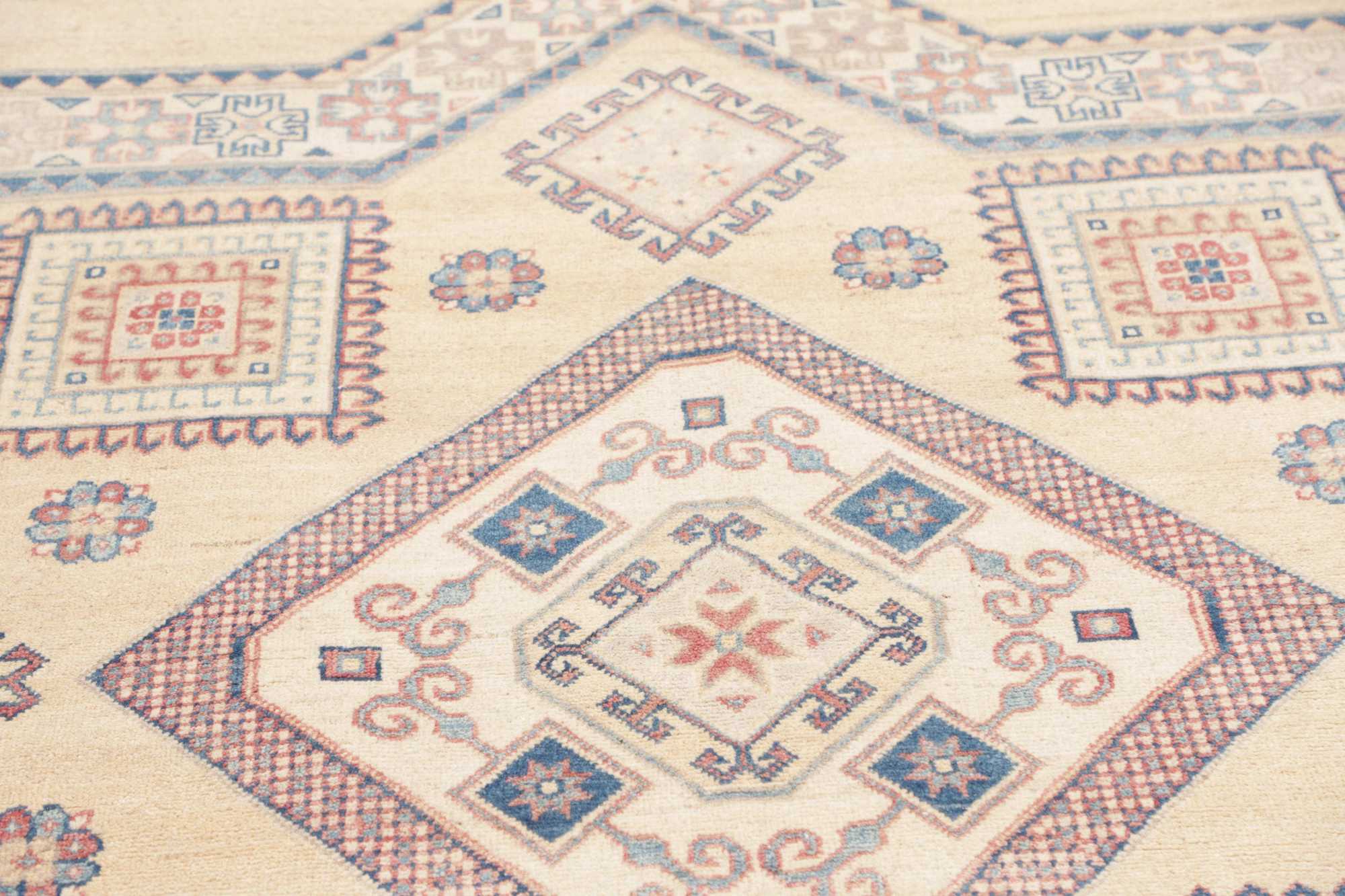 Kazak | 198 cm x 201 cm | Nr. 12-483077