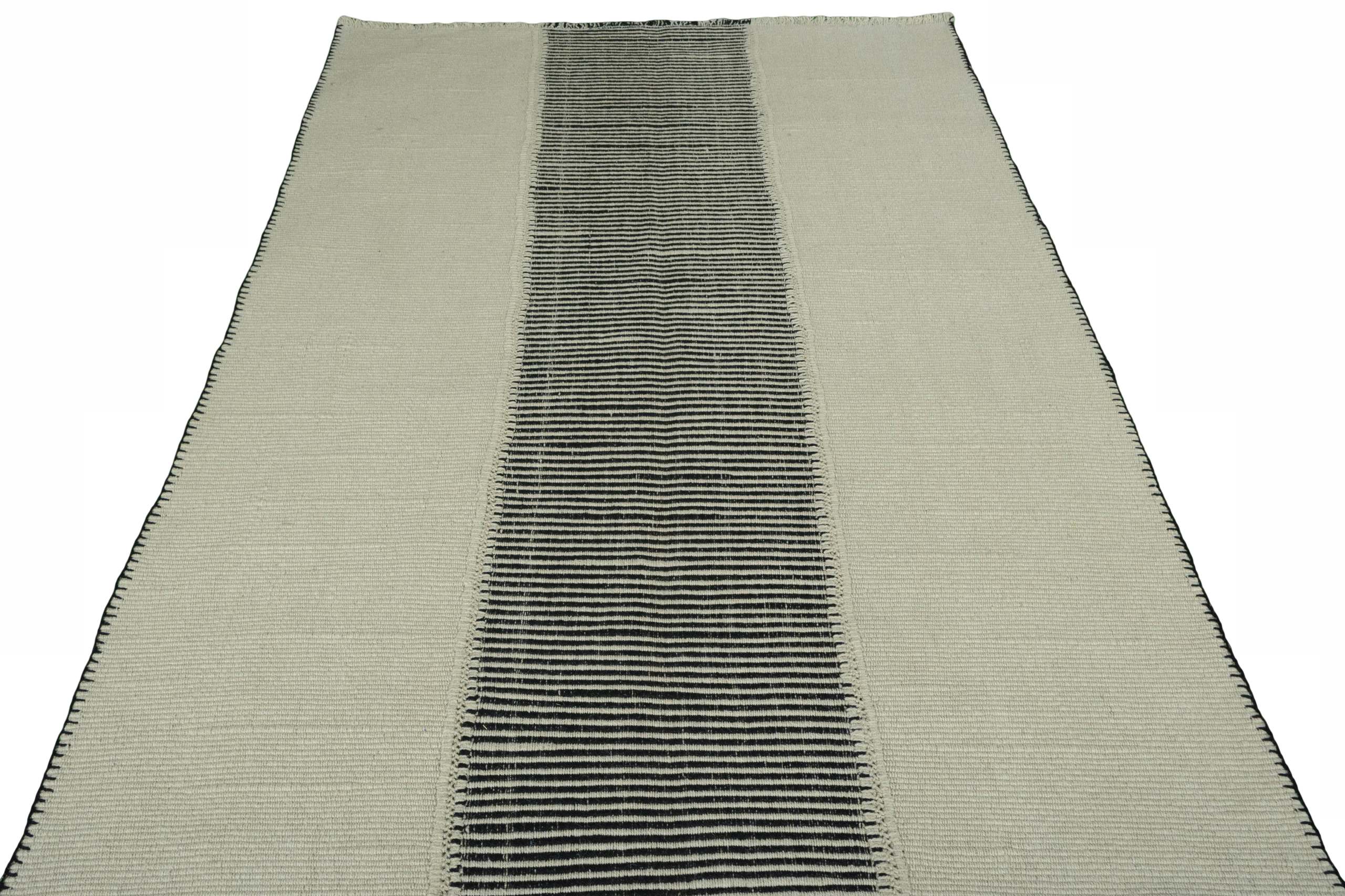 Kelim Hoch2 | 247 cm x 166 cm | Nr. 14-51890