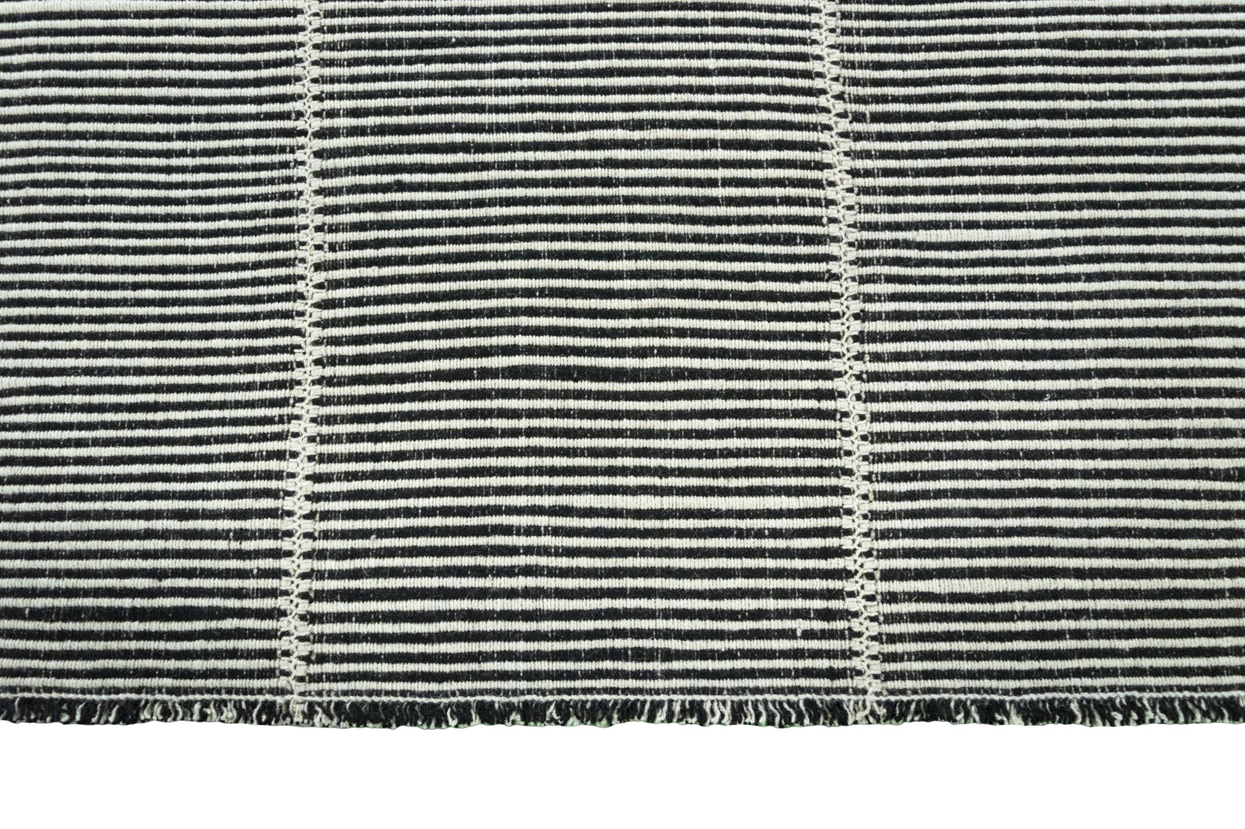 Kelim Hoch2 | 357 cm x 253 cm | Nr. 14-53344