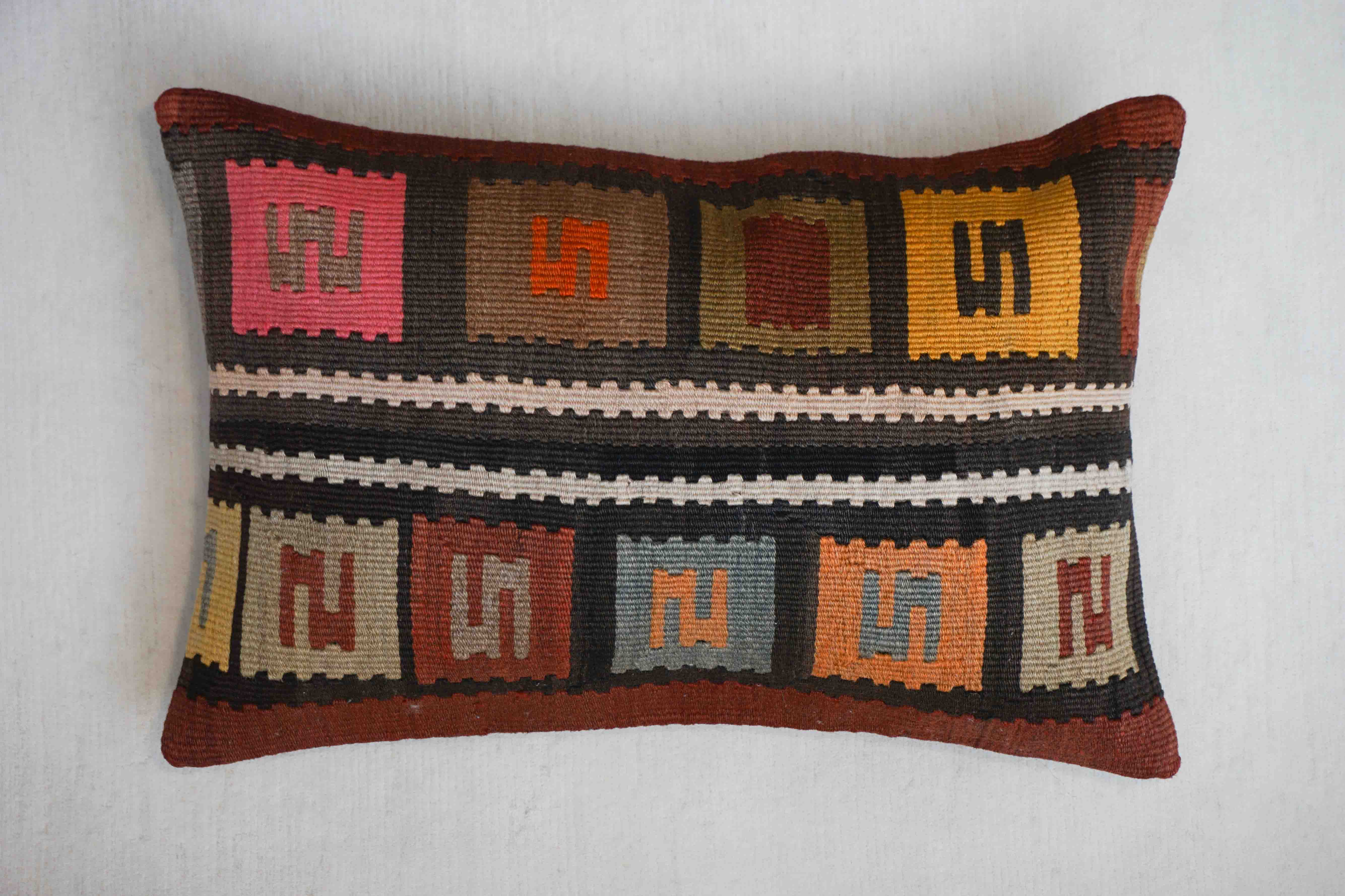 Kelim Kissen 🧶 60 x 40 cm 🧶 Nr. K_6947 Jetzt entdecken ✔️