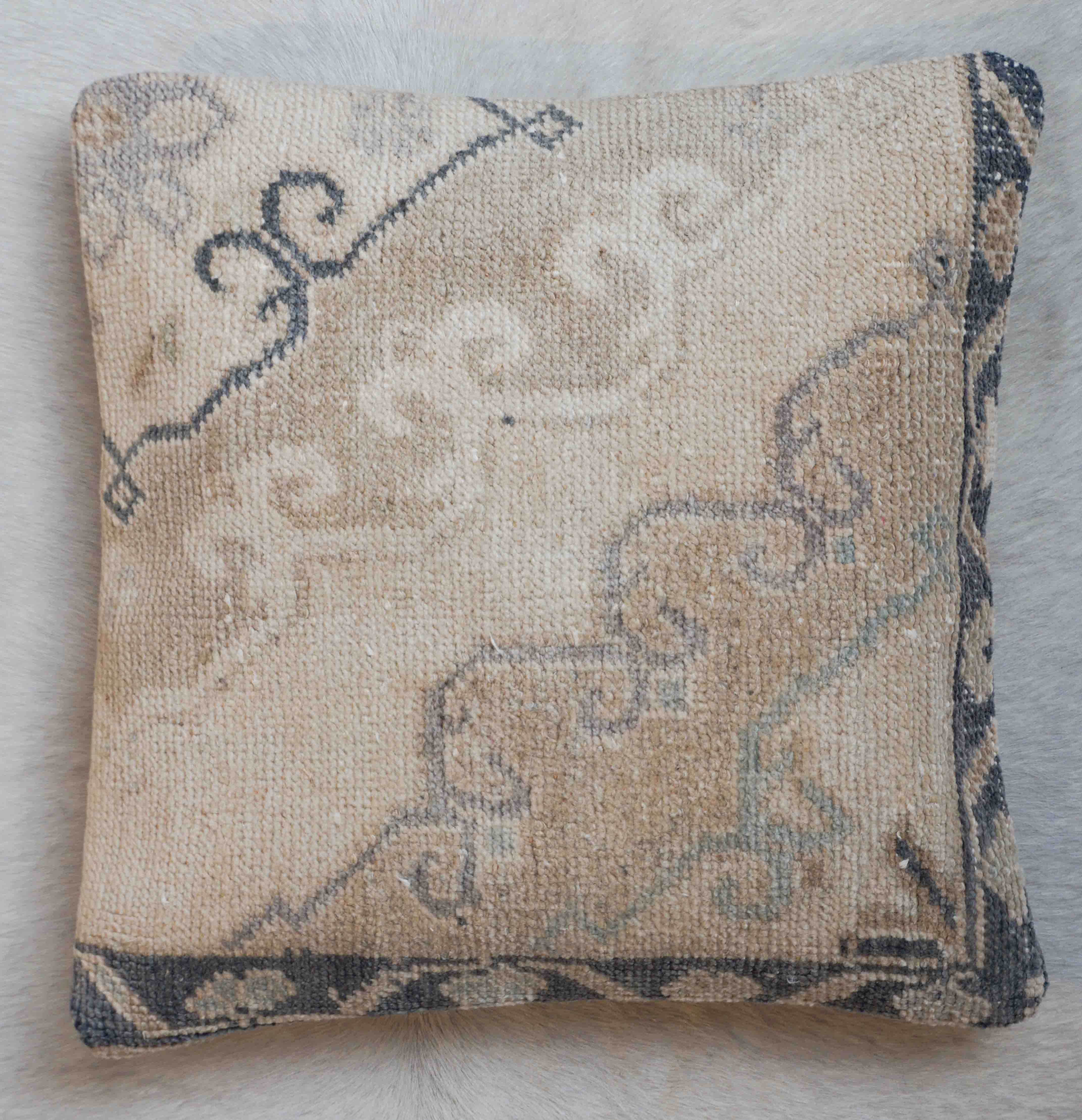 Teppich Kissen | 45 cm x 45 cm | Nr. K_8822