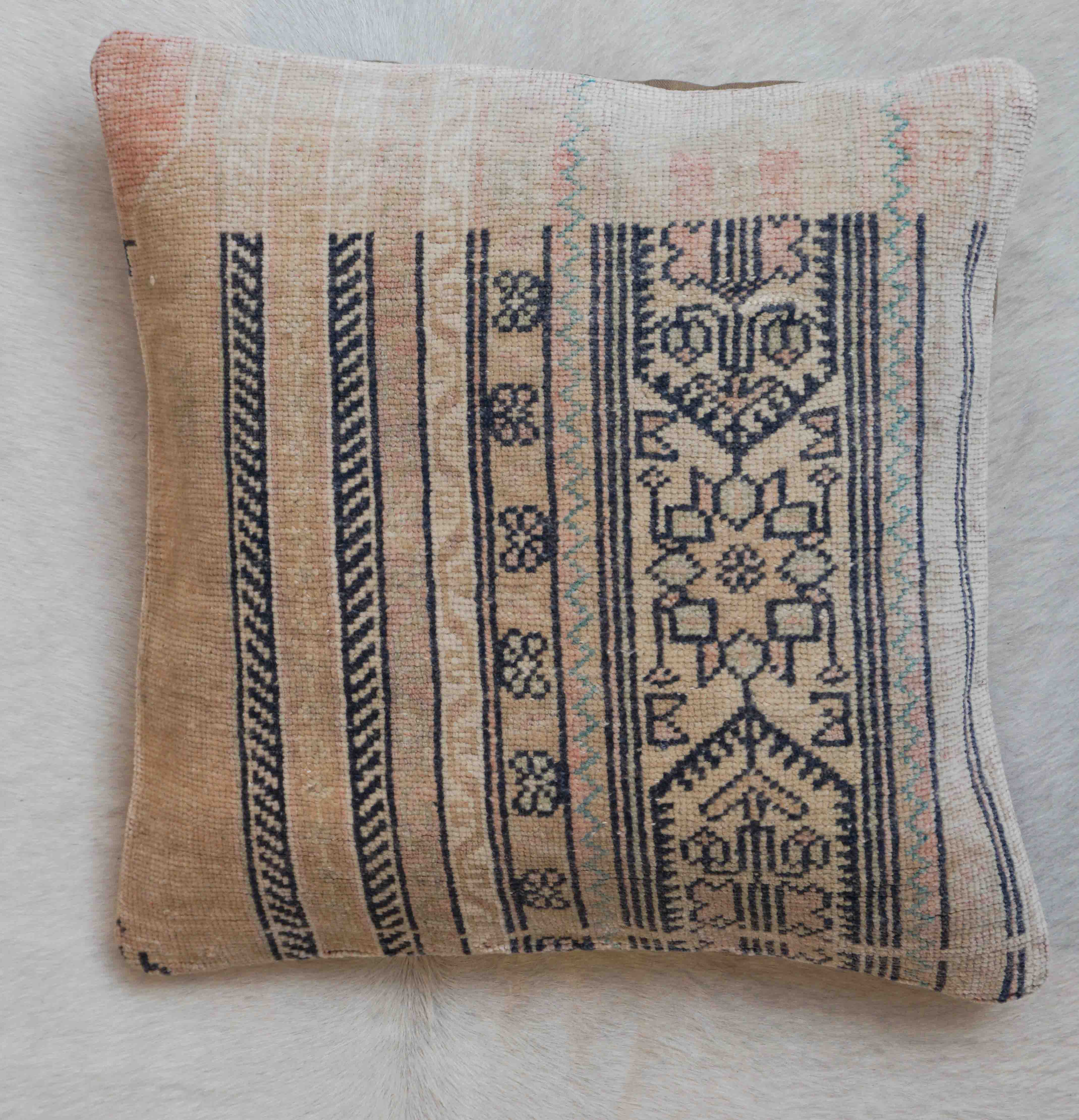 Teppich Kissen | 50 cm x 50 cm | Nr. K_8851