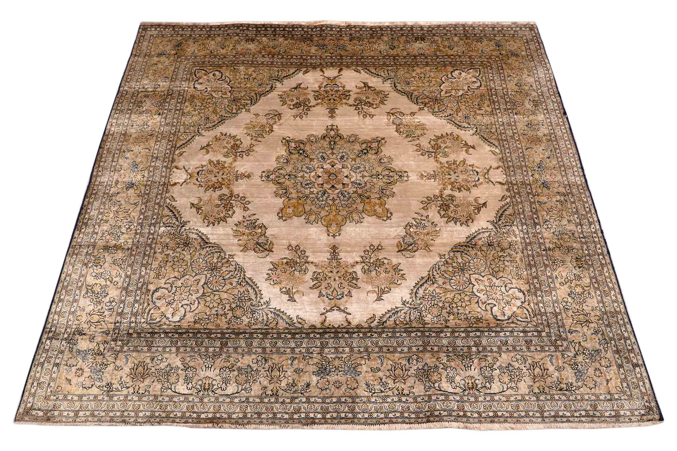 Kaschmir Teppich aus reiner Seide | 138 cm x 136 cm | Nr. Z-2687