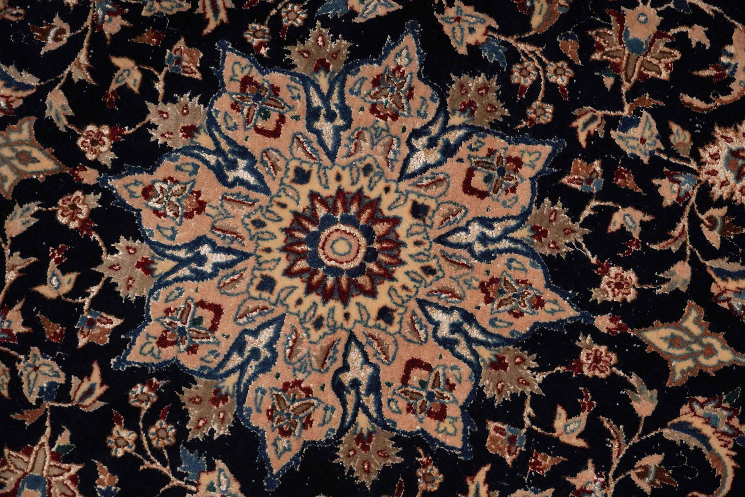 Nain | 121 cm x 86 cm | Nr. Z-2808