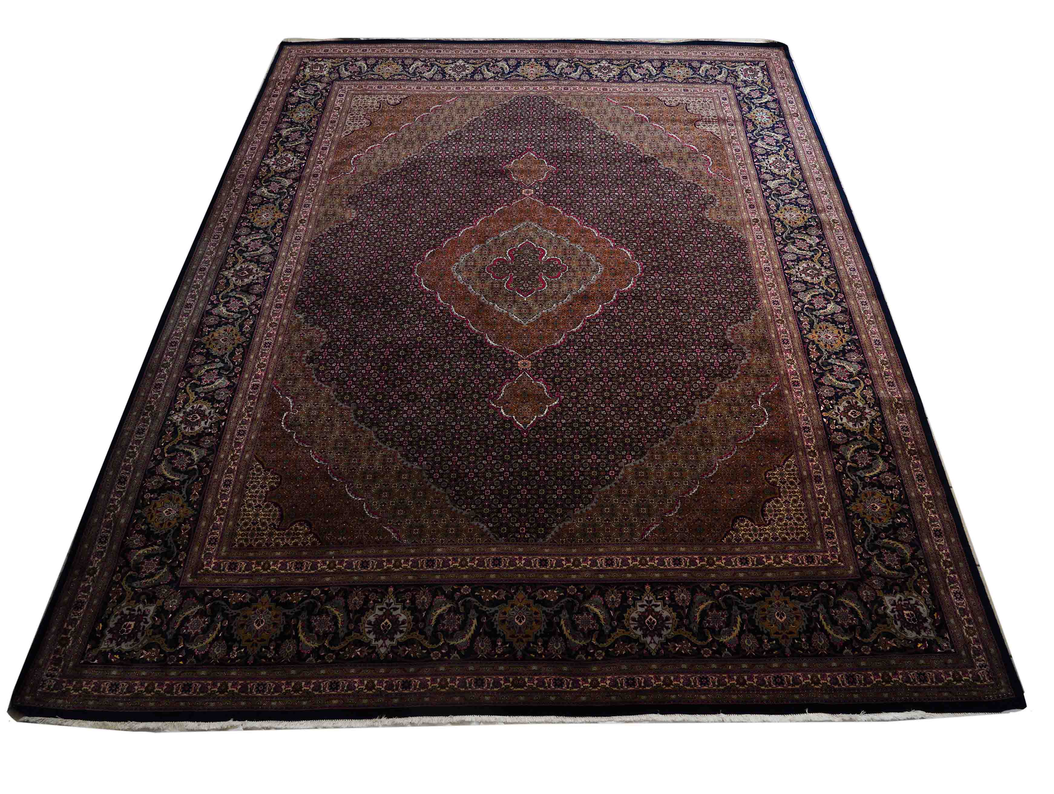 Täbriz | 387 cm x 306 cm | Nr. Z-2917