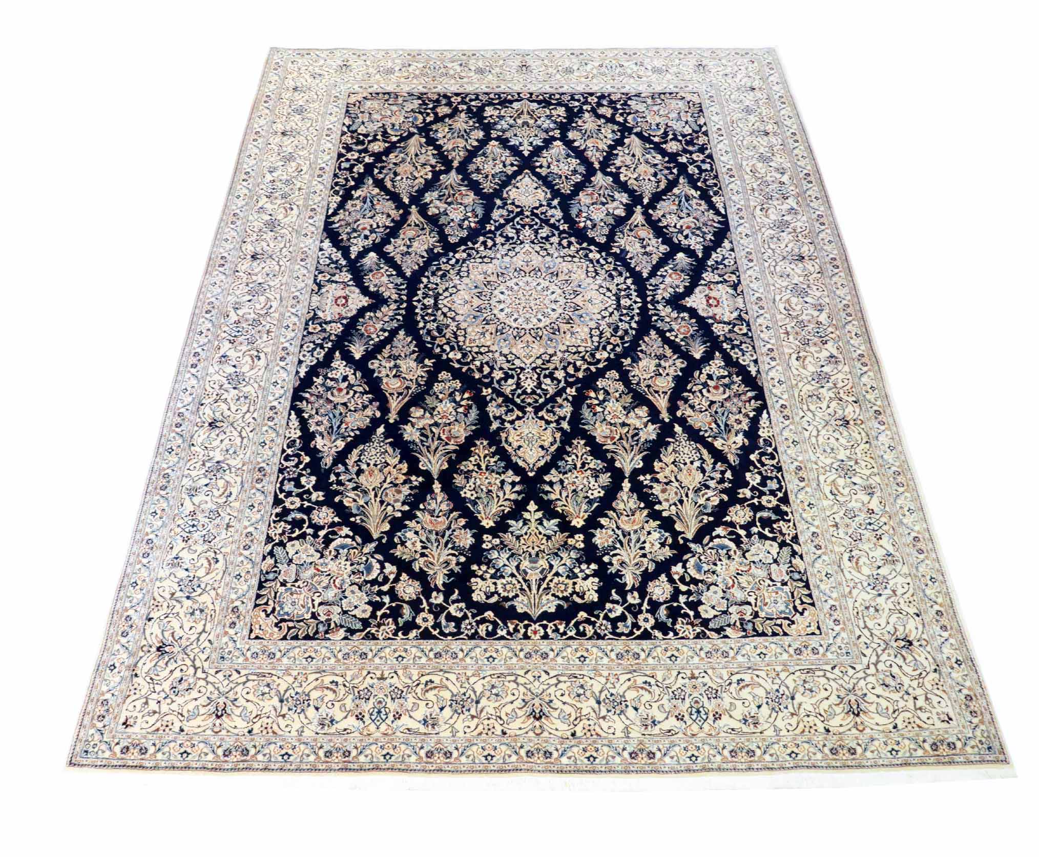 Nain | 318 cm x 220 cm | Nr. Z-3810