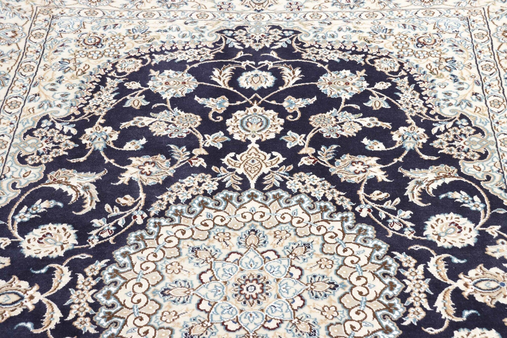 Nain | 208 cm x 135 cm | Nr. Z-3831