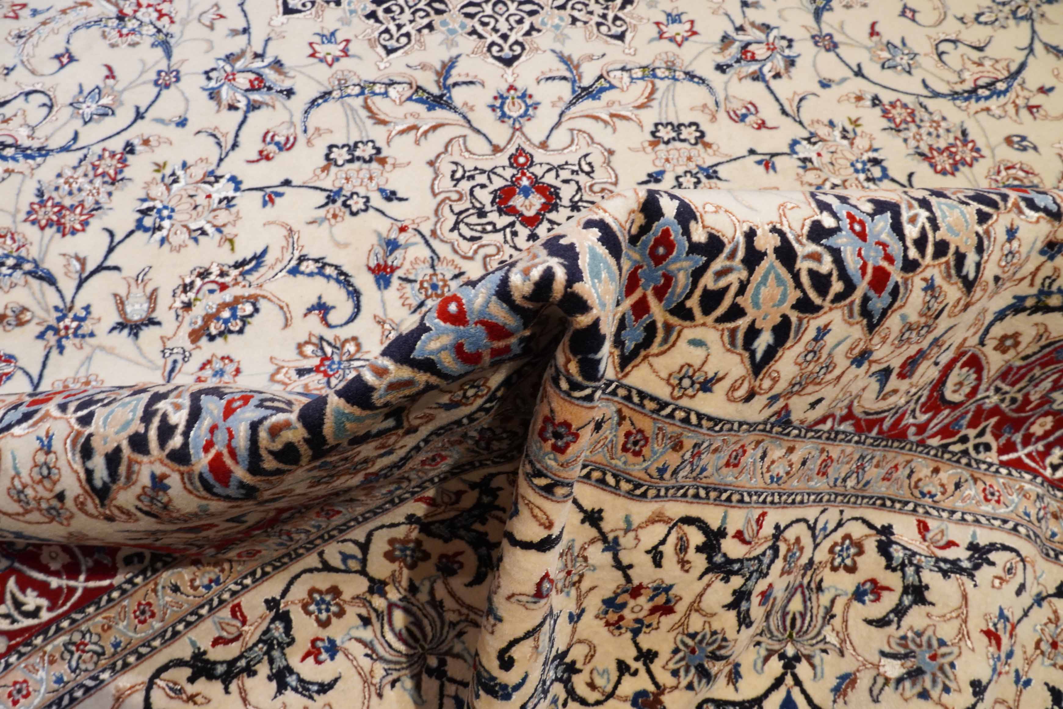 Nain | 348 cm x 244 cm | Nr. Z-4230