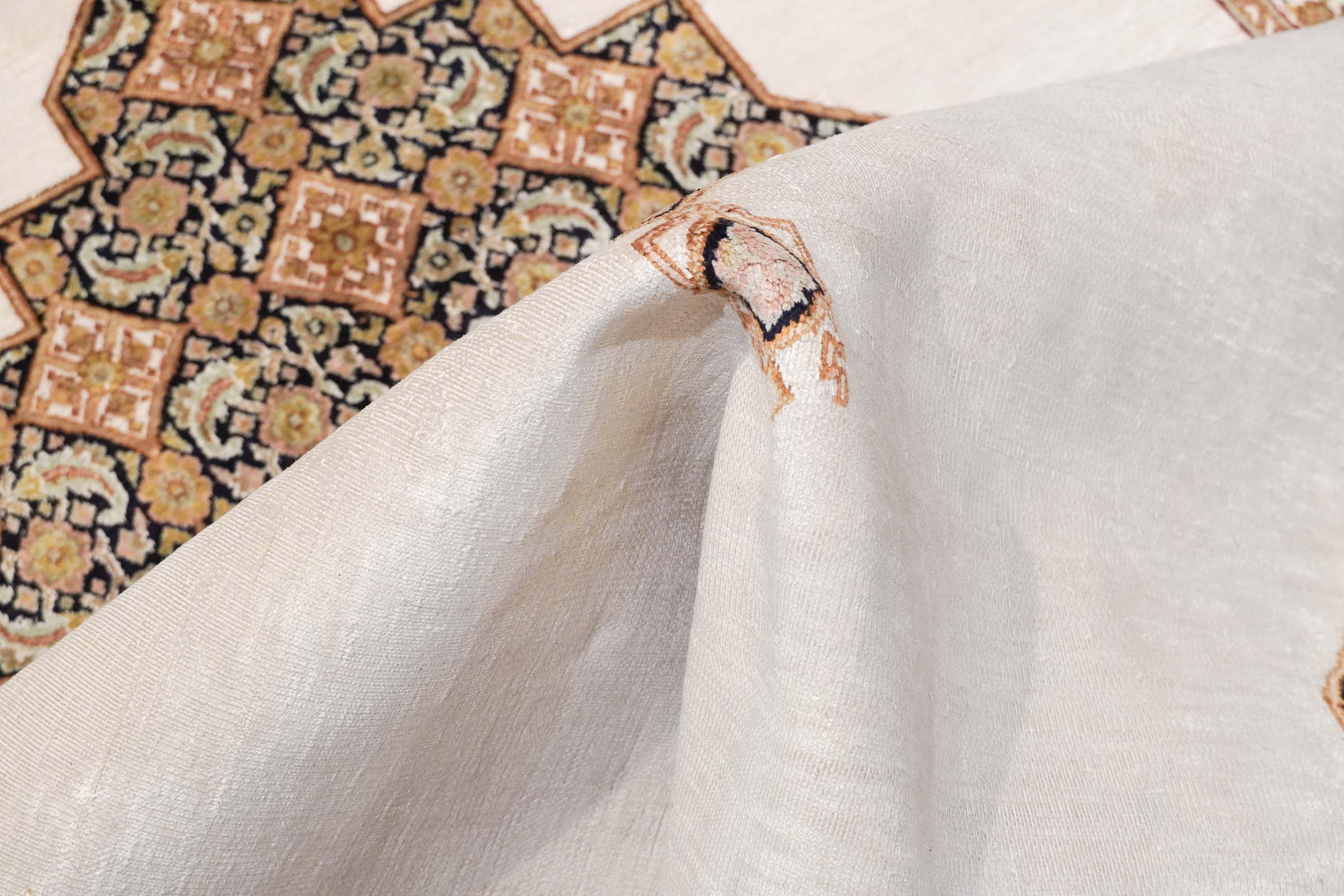 Kaschmir Teppich aus reiner Seide | 186 cm x 120 cm | Nr. Z-4249