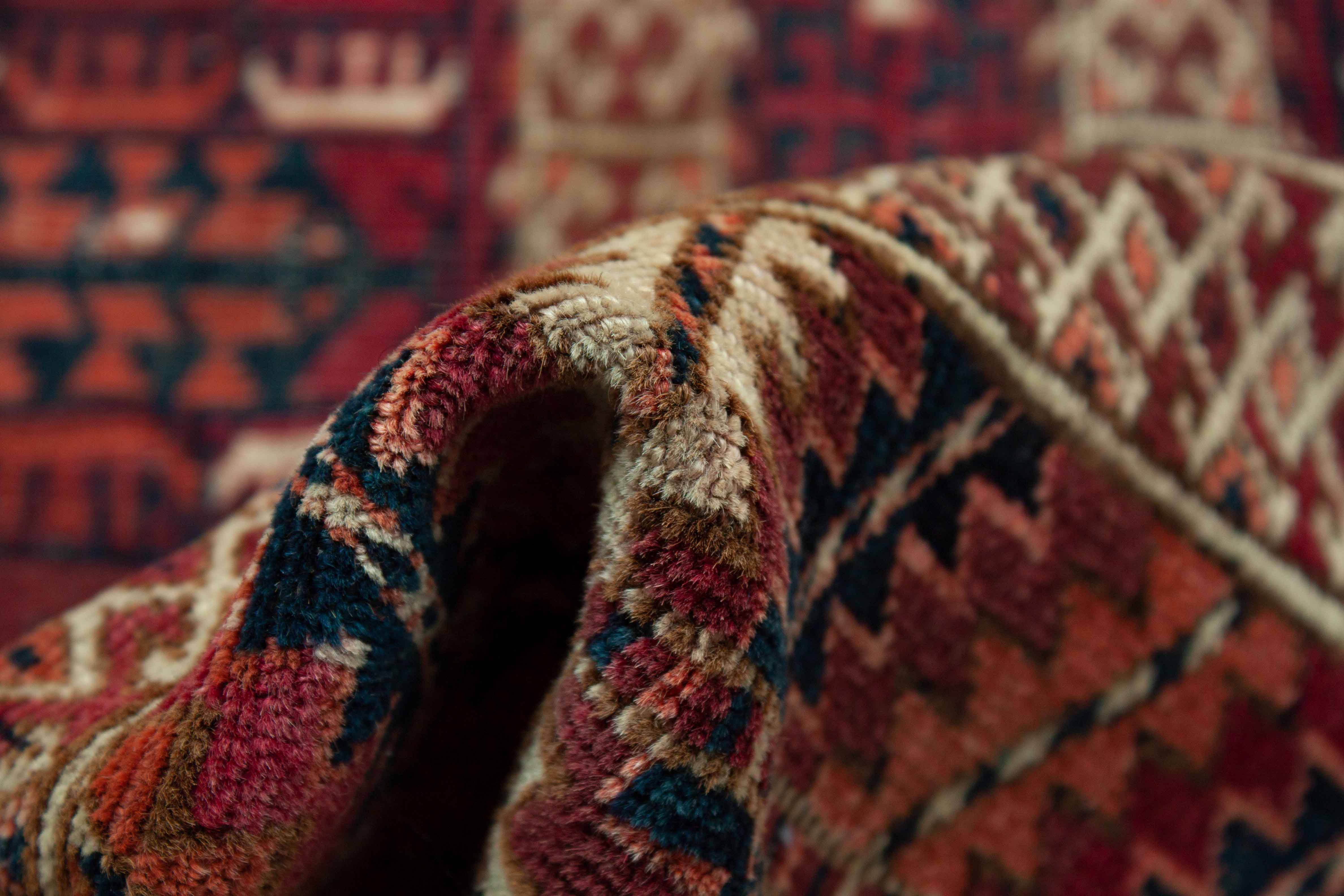 Antiker Turkmenischer Teppich | 135 cm x 105 cm | Nr. 20433