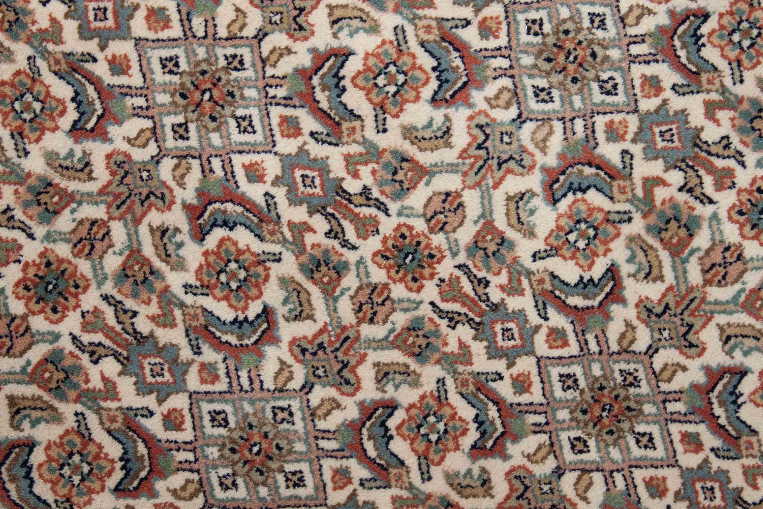 Eine Fotoaufnahme eines Herati Teppichs.