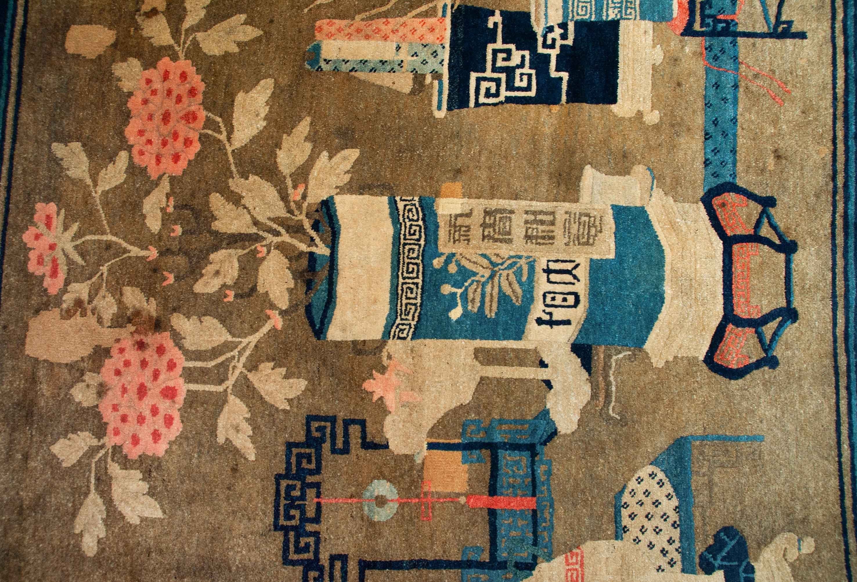 Eine Fotoaufnahme eines US Import China Teppich Teppichs.