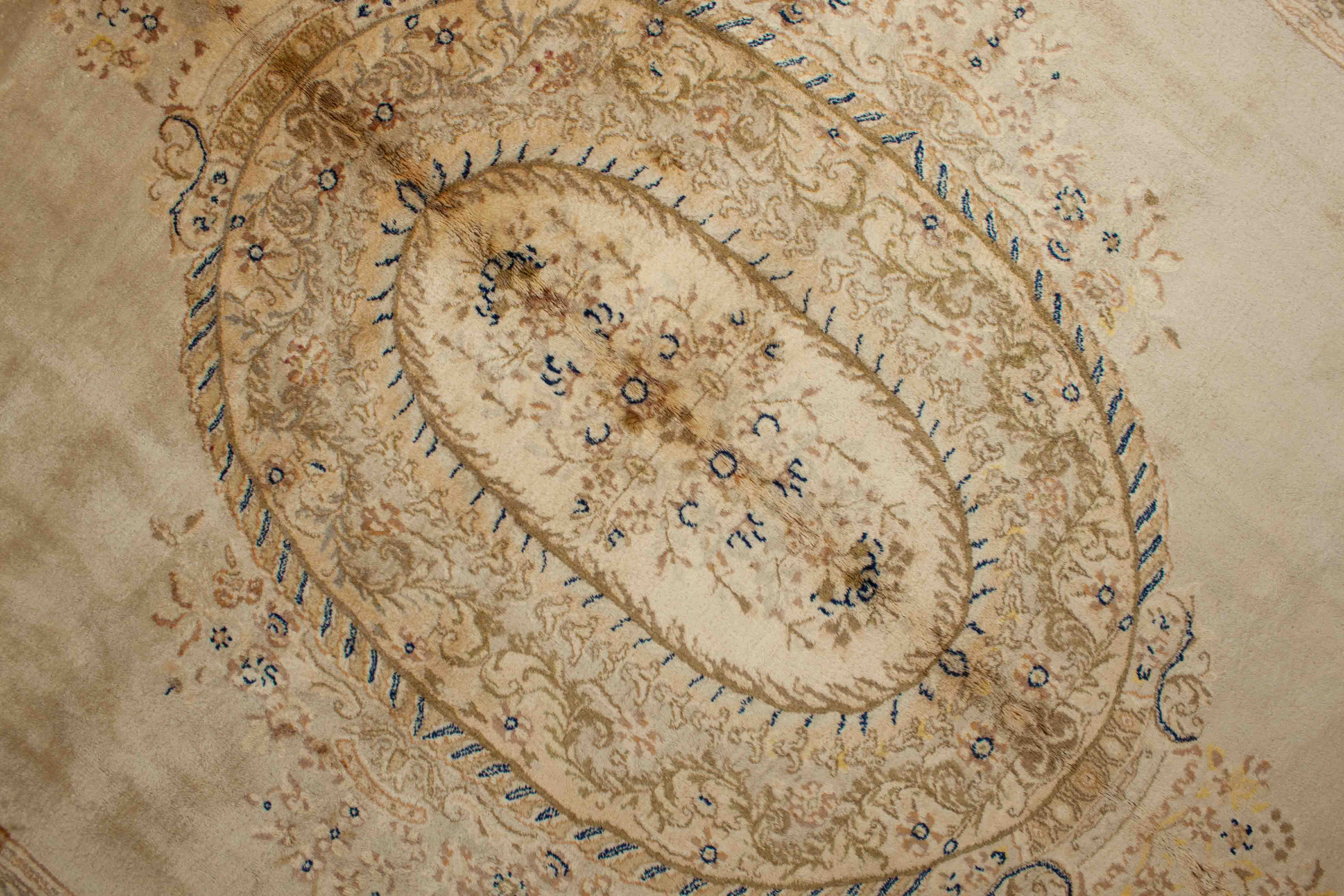Eine Fotoaufnahme eines Kerman Teppichs.