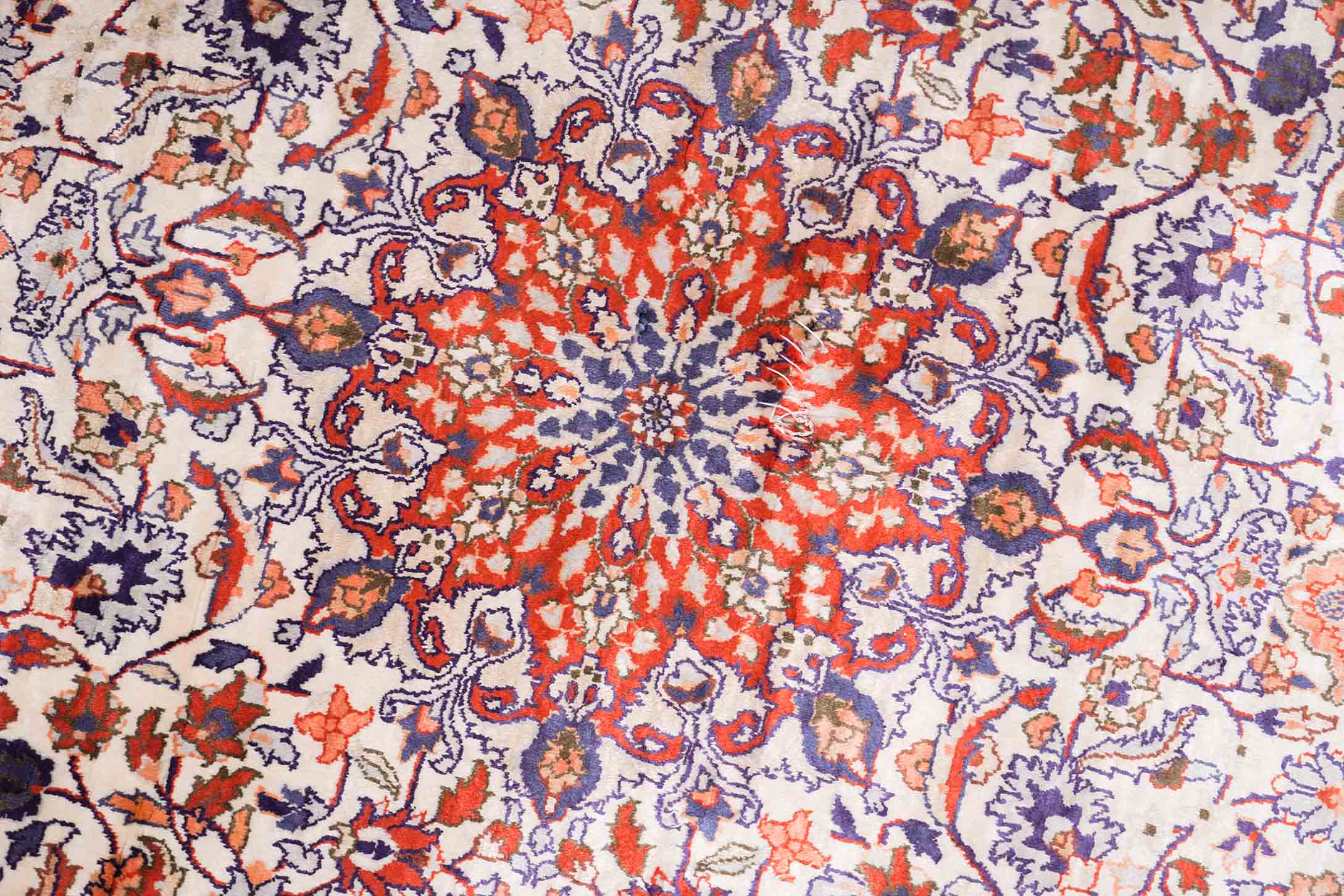 China Teppich aus reiner Seide | 94 cm x 62 cm | Nr. 17494