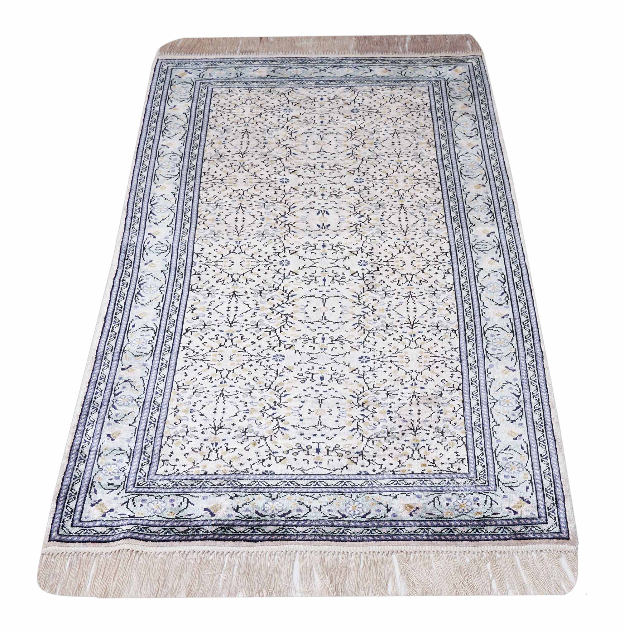 Türkischer Orientteppich aus reiner Seide | 139 cm x 73 cm | Nr. Z-1555